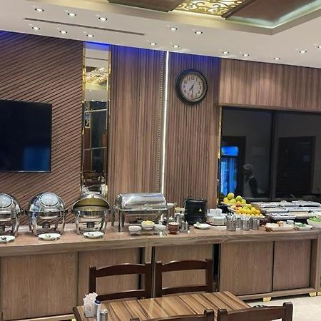 Virginia Hotel Suites Amman Esterno foto