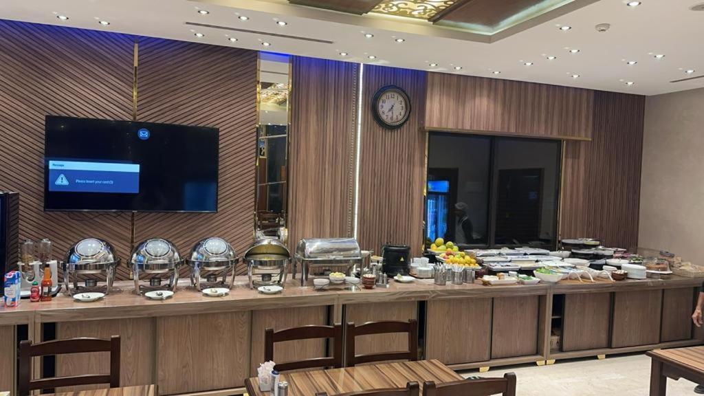 Virginia Hotel Suites Amman Esterno foto