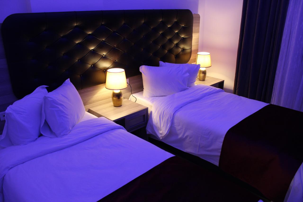 Virginia Hotel Suites Amman Esterno foto