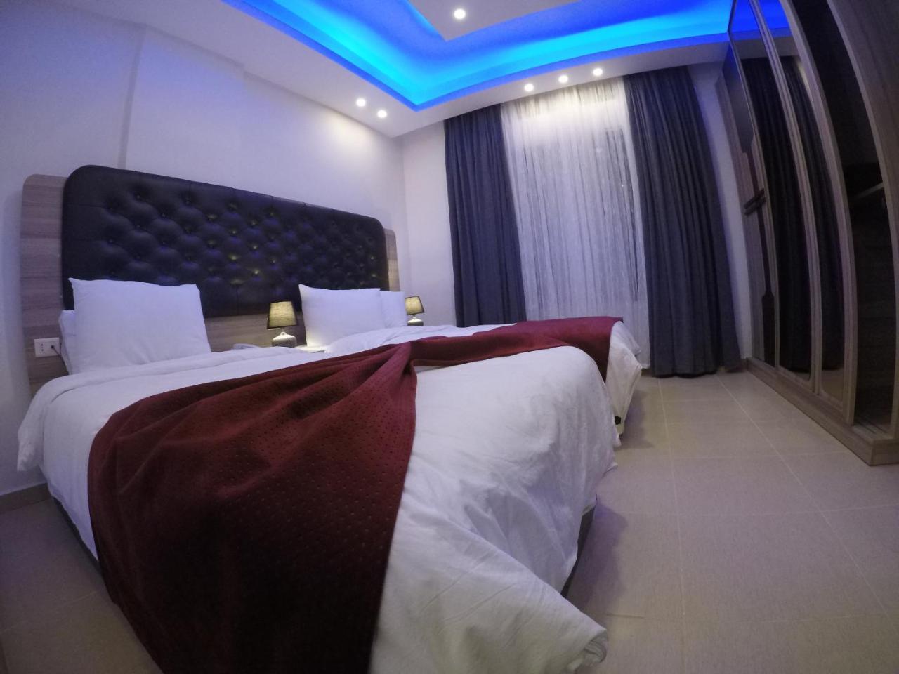 Virginia Hotel Suites Amman Esterno foto