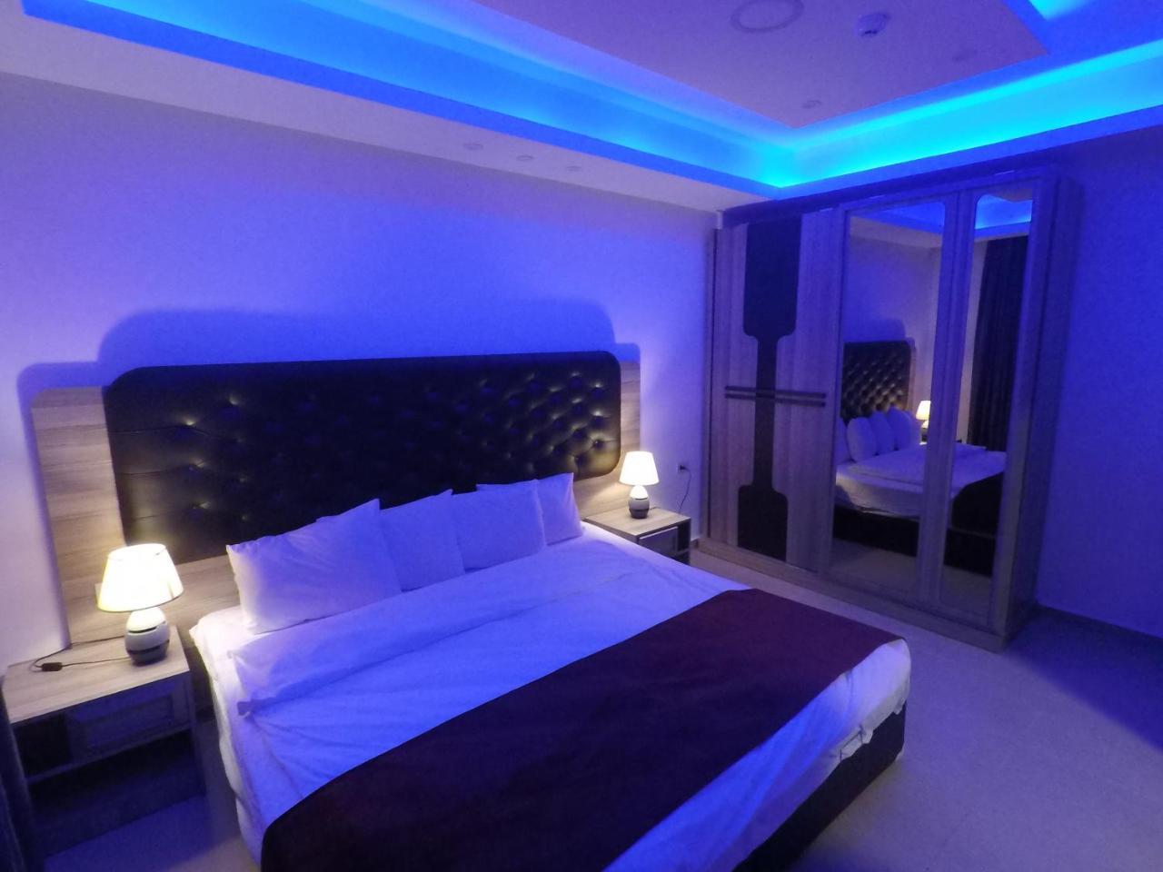 Virginia Hotel Suites Amman Esterno foto