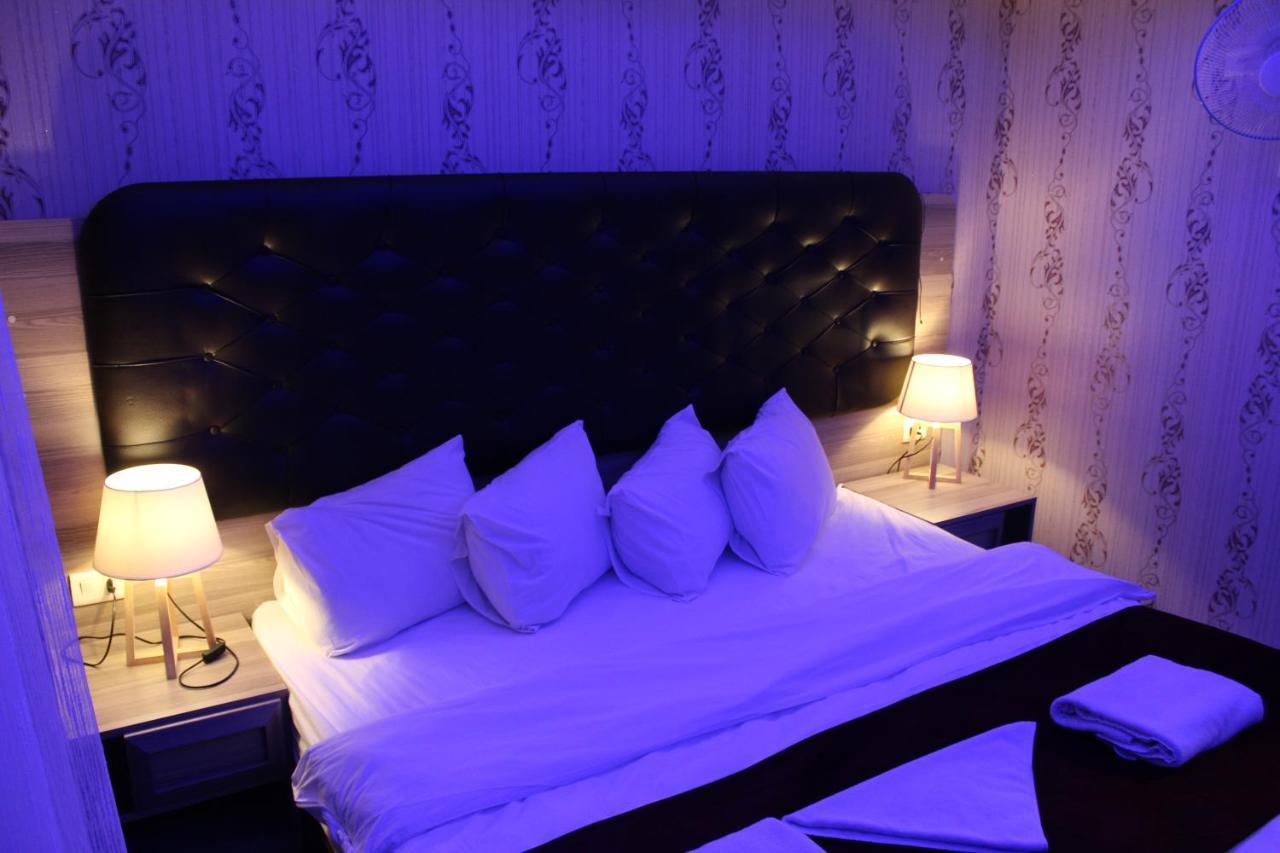 Virginia Hotel Suites Amman Esterno foto