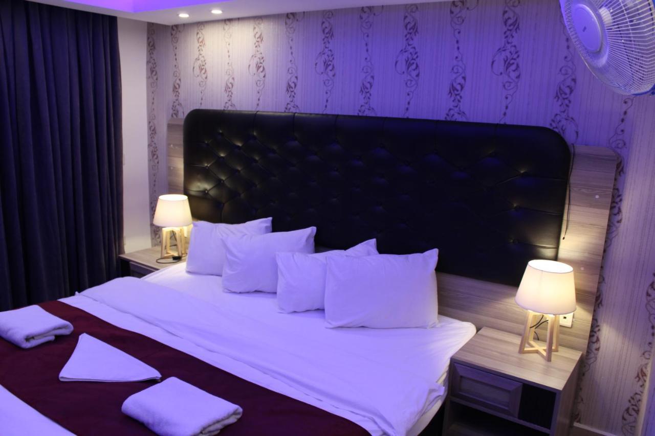 Virginia Hotel Suites Amman Esterno foto